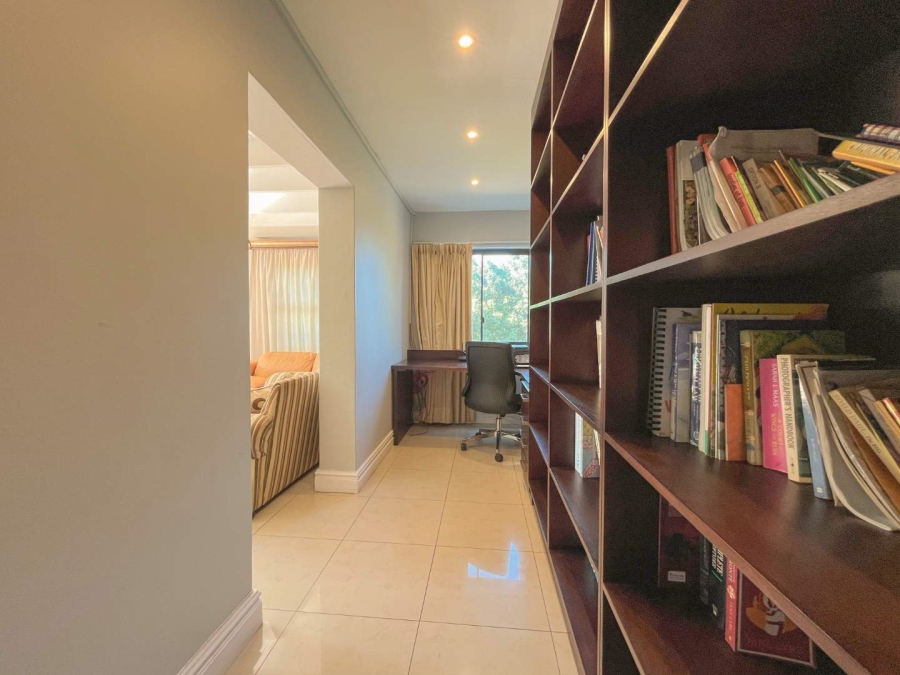 4 Bedroom Property for Sale in Umhlanga KwaZulu-Natal
