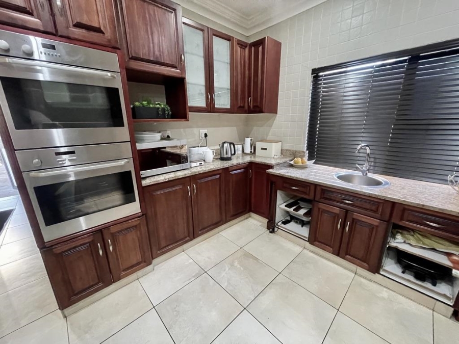 4 Bedroom Property for Sale in Somerset Park KwaZulu-Natal