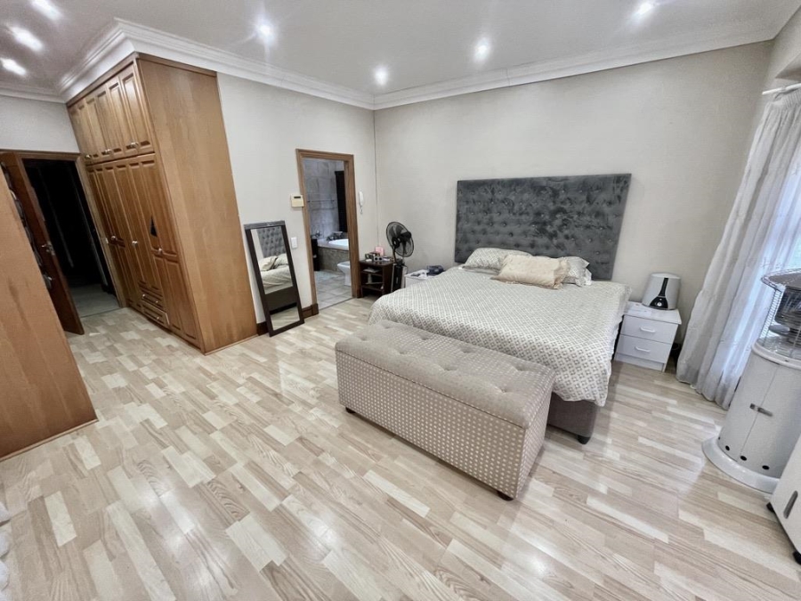 4 Bedroom Property for Sale in Somerset Park KwaZulu-Natal