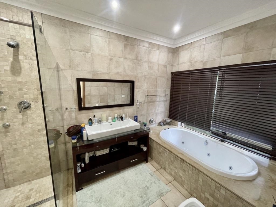 4 Bedroom Property for Sale in Somerset Park KwaZulu-Natal