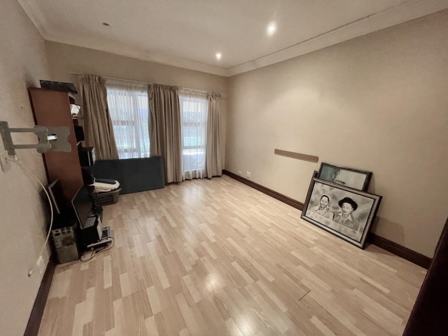 4 Bedroom Property for Sale in Somerset Park KwaZulu-Natal