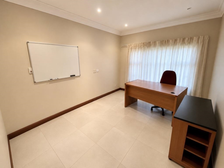 4 Bedroom Property for Sale in Somerset Park KwaZulu-Natal