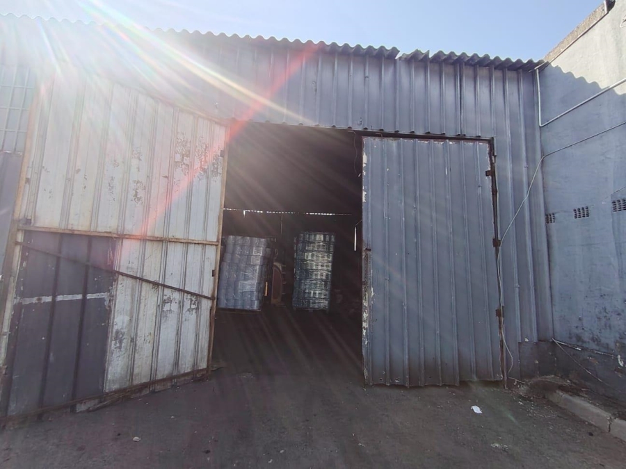 To Let Commercial Property for Rent in Berea KwaZulu-Natal