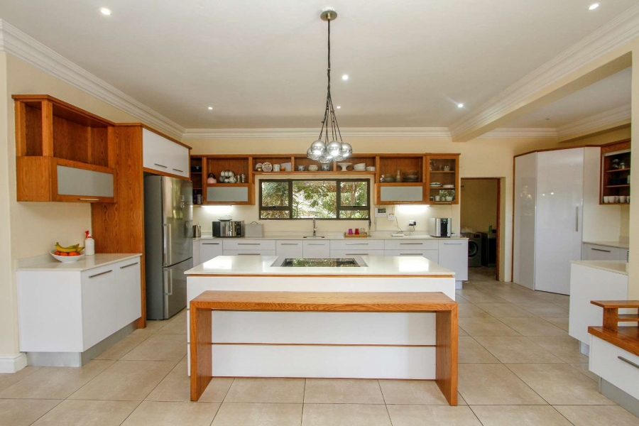 To Let 5 Bedroom Property for Rent in Herrwood Park KwaZulu-Natal