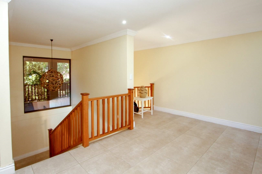 To Let 5 Bedroom Property for Rent in Herrwood Park KwaZulu-Natal
