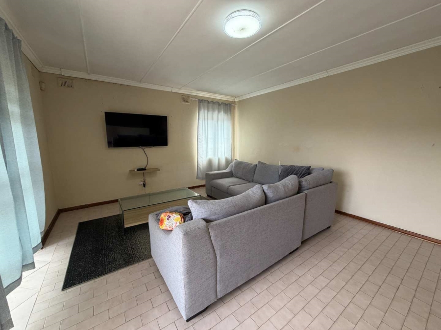 To Let 3 Bedroom Property for Rent in La Lucia KwaZulu-Natal
