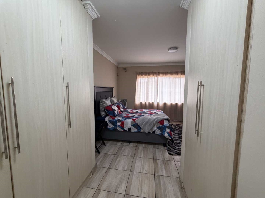 To Let 3 Bedroom Property for Rent in La Lucia KwaZulu-Natal