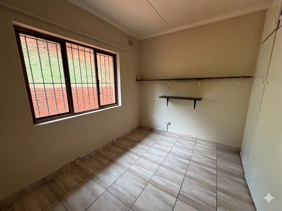 To Let 3 Bedroom Property for Rent in La Lucia KwaZulu-Natal