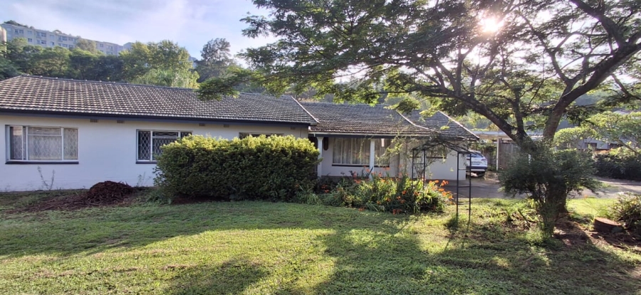 8 Bedroom Property for Sale in Chasedene KwaZulu-Natal