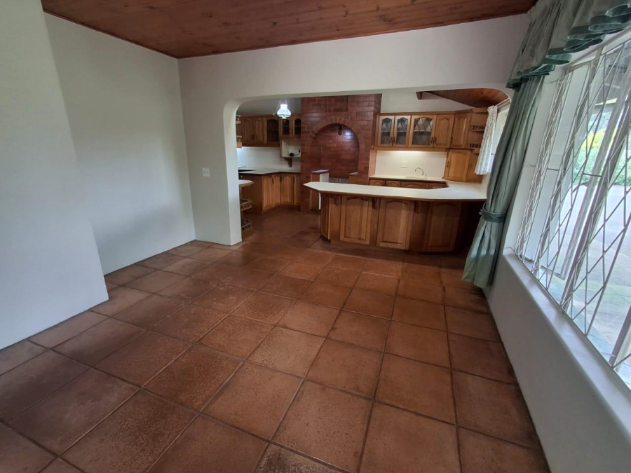 8 Bedroom Property for Sale in Chasedene KwaZulu-Natal