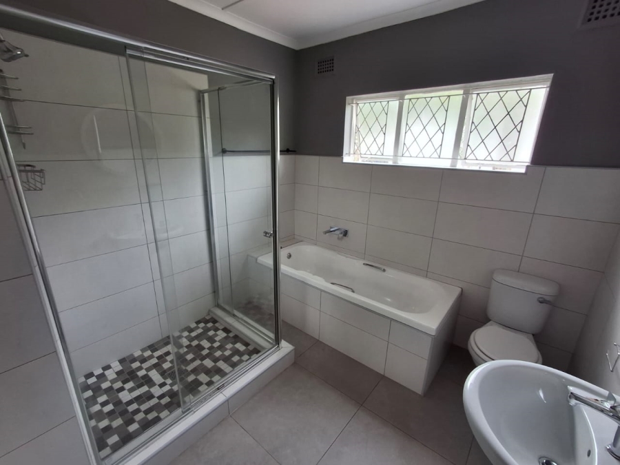 8 Bedroom Property for Sale in Chasedene KwaZulu-Natal