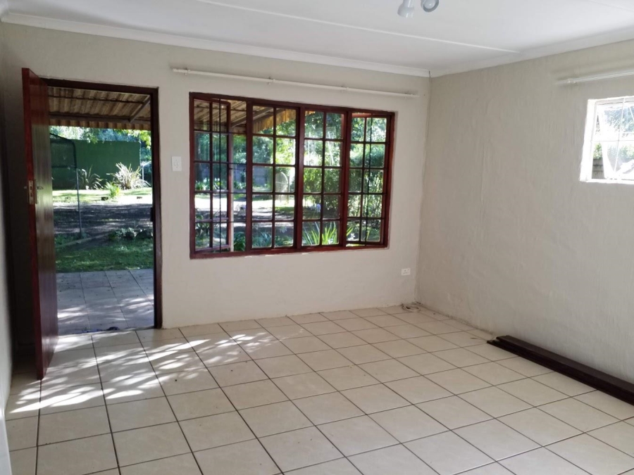 8 Bedroom Property for Sale in Chasedene KwaZulu-Natal