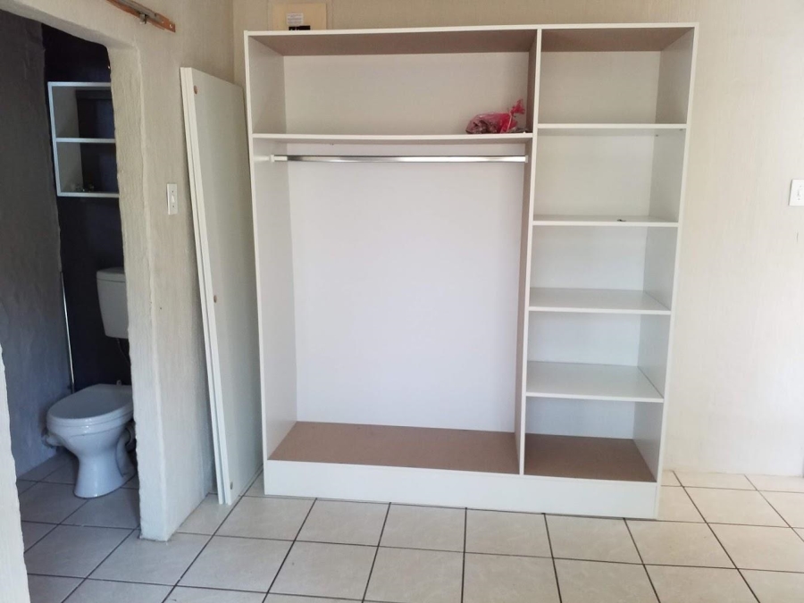 8 Bedroom Property for Sale in Chasedene KwaZulu-Natal