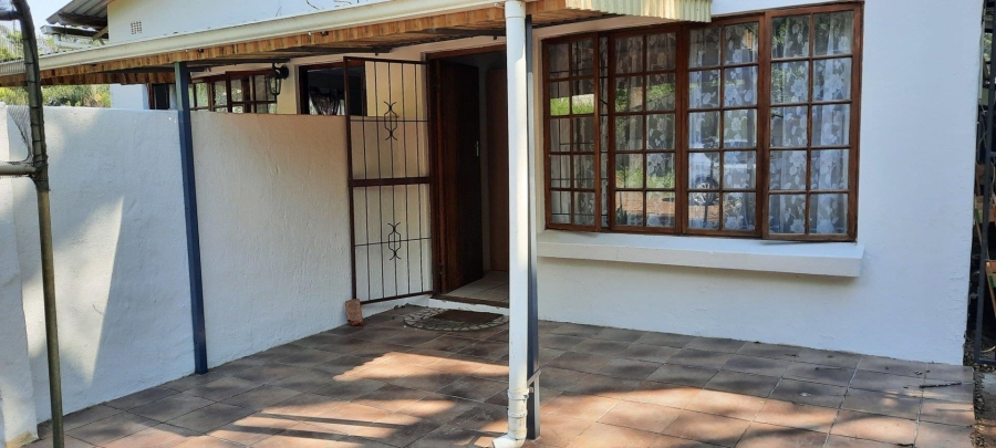 8 Bedroom Property for Sale in Chasedene KwaZulu-Natal