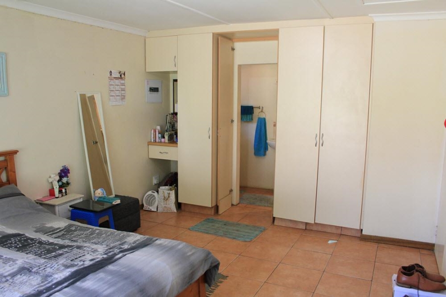 8 Bedroom Property for Sale in Chasedene KwaZulu-Natal