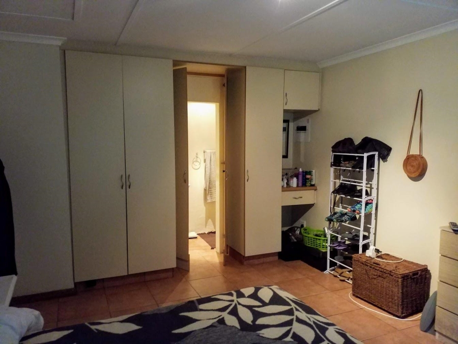 8 Bedroom Property for Sale in Chasedene KwaZulu-Natal