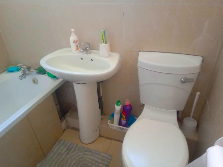 2 Bedroom Property for Sale in Sea View KwaZulu-Natal