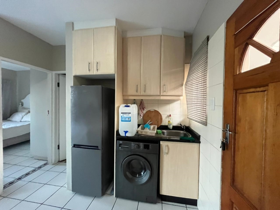 2 Bedroom Property for Sale in Amanzimtoti KwaZulu-Natal