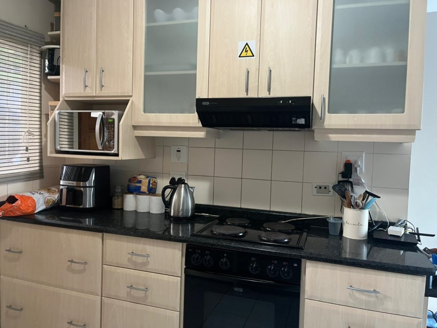 2 Bedroom Property for Sale in Amanzimtoti KwaZulu-Natal