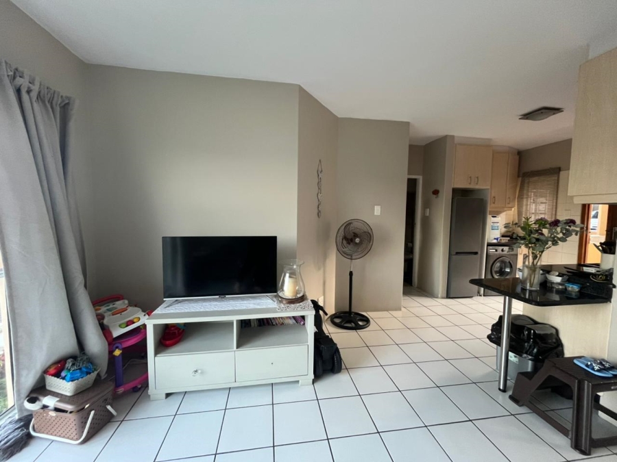 2 Bedroom Property for Sale in Amanzimtoti KwaZulu-Natal