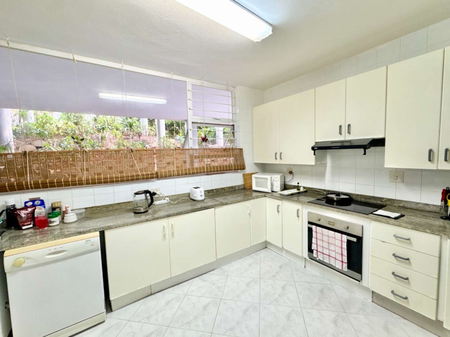 To Let 3 Bedroom Property for Rent in Umhlanga KwaZulu-Natal