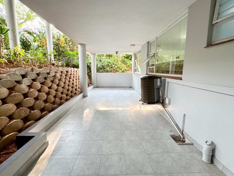 To Let 3 Bedroom Property for Rent in Umhlanga KwaZulu-Natal