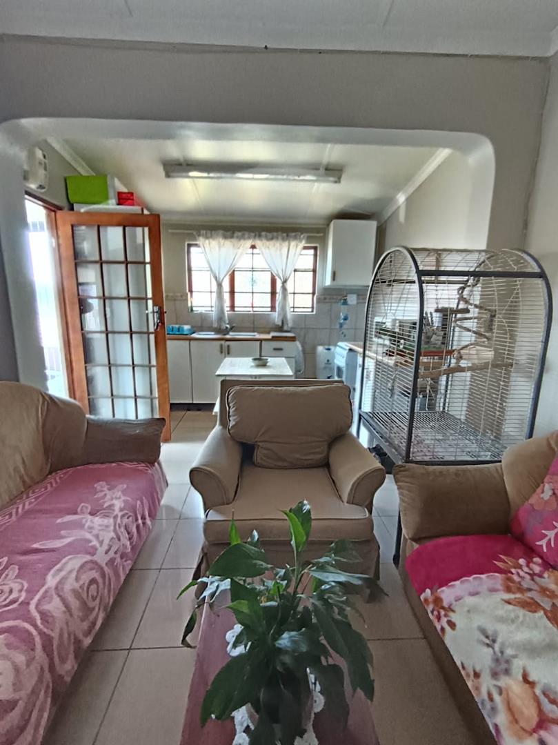 To Let 1 Bedroom Property for Rent in Prestbury KwaZulu-Natal