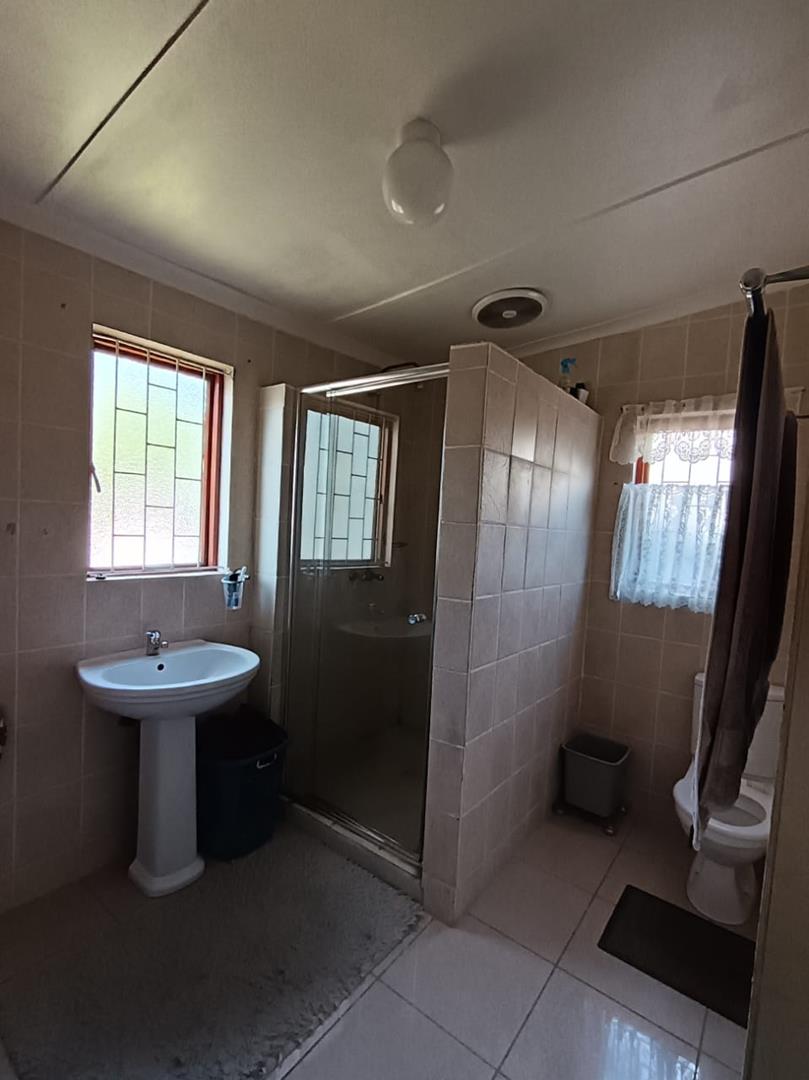 To Let 1 Bedroom Property for Rent in Prestbury KwaZulu-Natal