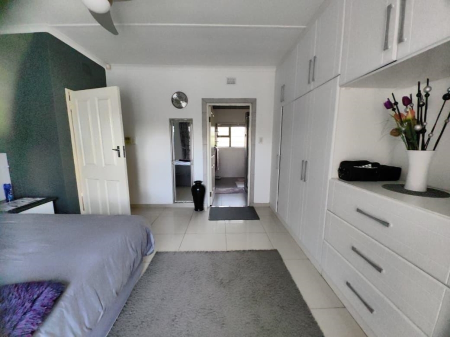 4 Bedroom Property for Sale in Veld En Vlei KwaZulu-Natal