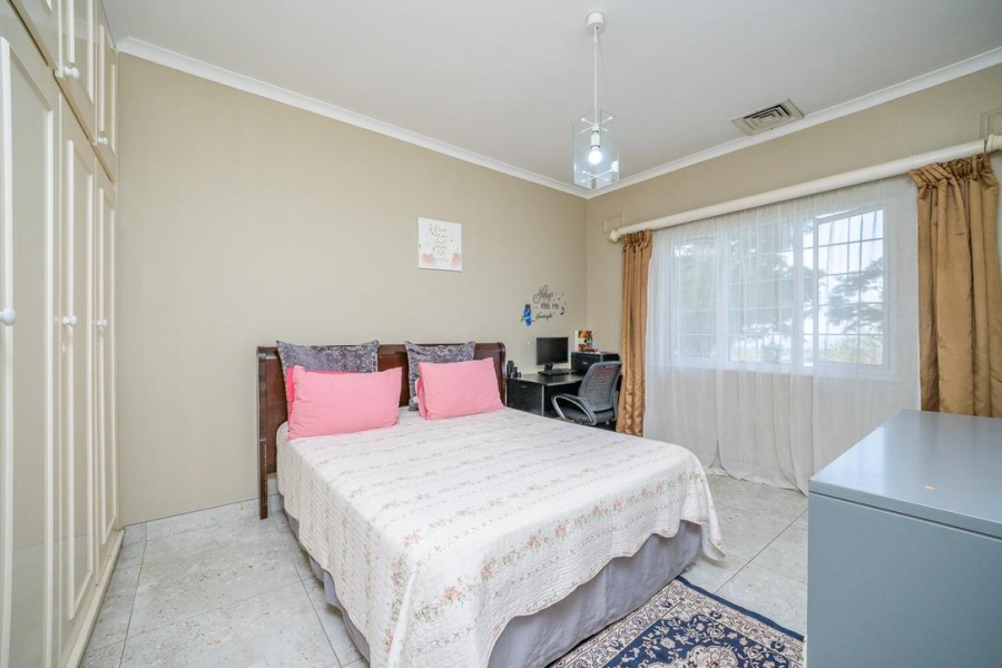 5 Bedroom Property for Sale in La Lucia KwaZulu-Natal