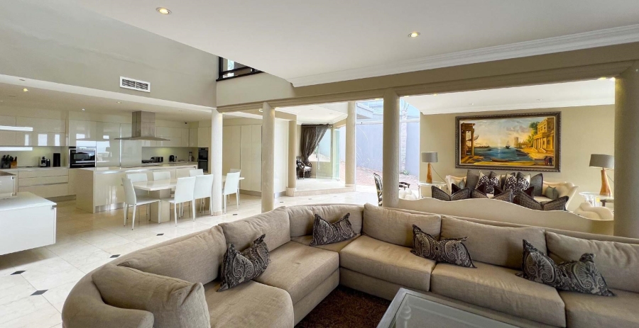 4 Bedroom Property for Sale in Umhlanga KwaZulu-Natal