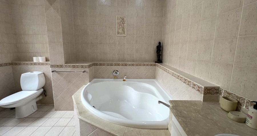 4 Bedroom Property for Sale in Umhlanga KwaZulu-Natal