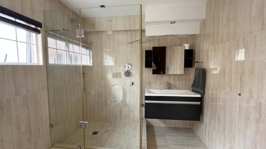 4 Bedroom Property for Sale in Umhlanga KwaZulu-Natal
