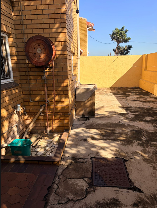 Commercial Property for Sale in Kenville KwaZulu-Natal