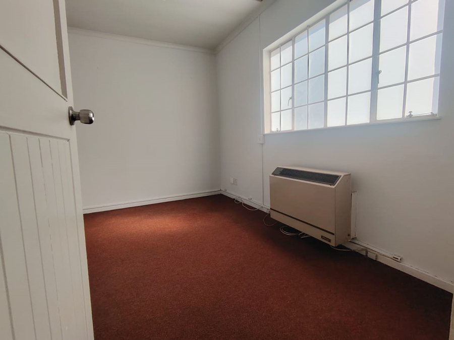 To Let Commercial Property for Rent in Bulwer KwaZulu-Natal