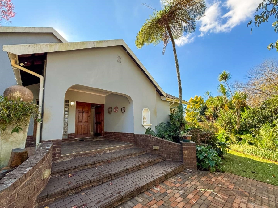 5 Bedroom Property for Sale in Oak Park KwaZulu-Natal