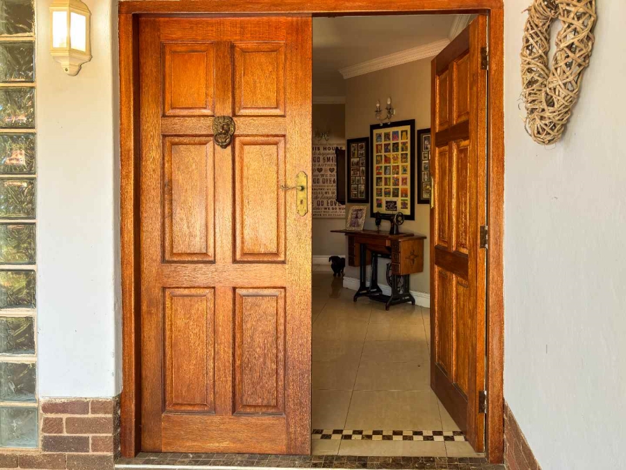 5 Bedroom Property for Sale in Oak Park KwaZulu-Natal