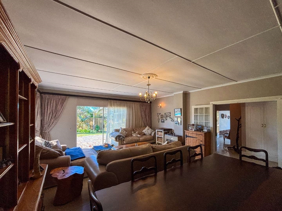 5 Bedroom Property for Sale in Oak Park KwaZulu-Natal