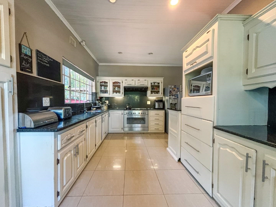 5 Bedroom Property for Sale in Oak Park KwaZulu-Natal