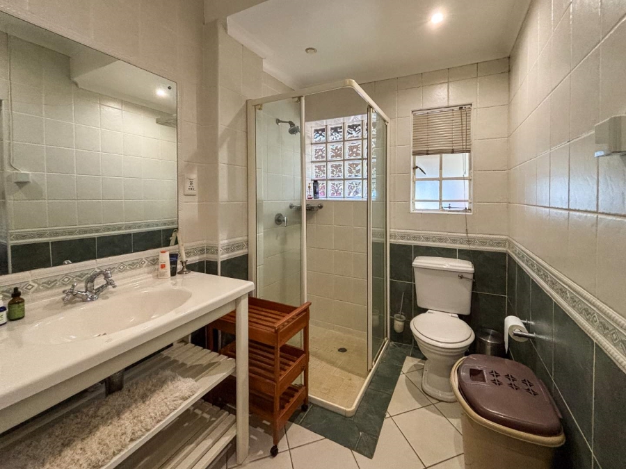 5 Bedroom Property for Sale in Oak Park KwaZulu-Natal