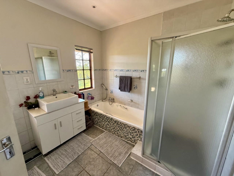 4 Bedroom Property for Sale in Hilton Gardens KwaZulu-Natal