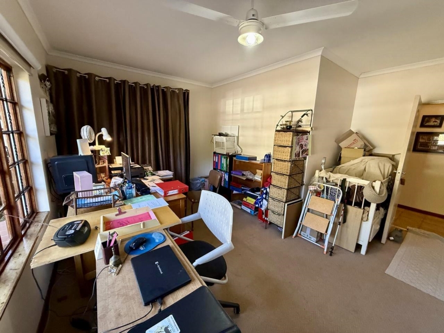 4 Bedroom Property for Sale in Hilton Gardens KwaZulu-Natal