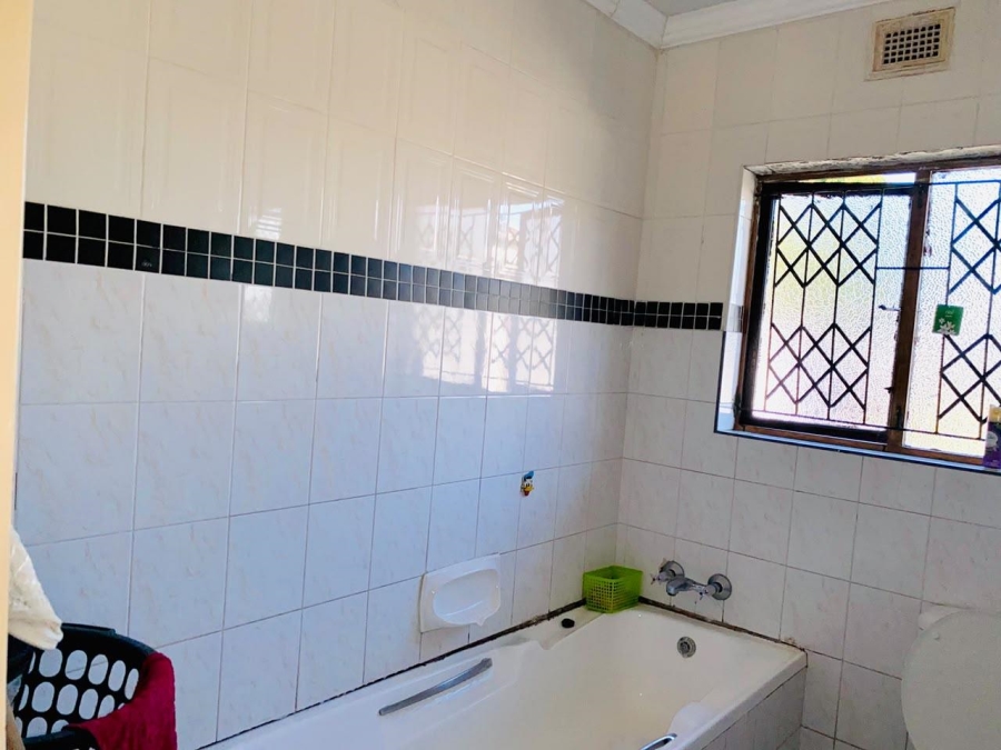 4 Bedroom Property for Sale in Wildenwide KwaZulu-Natal