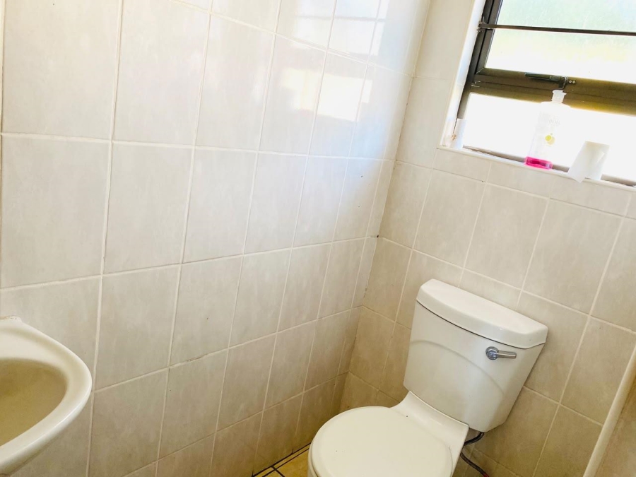 4 Bedroom Property for Sale in Wildenwide KwaZulu-Natal
