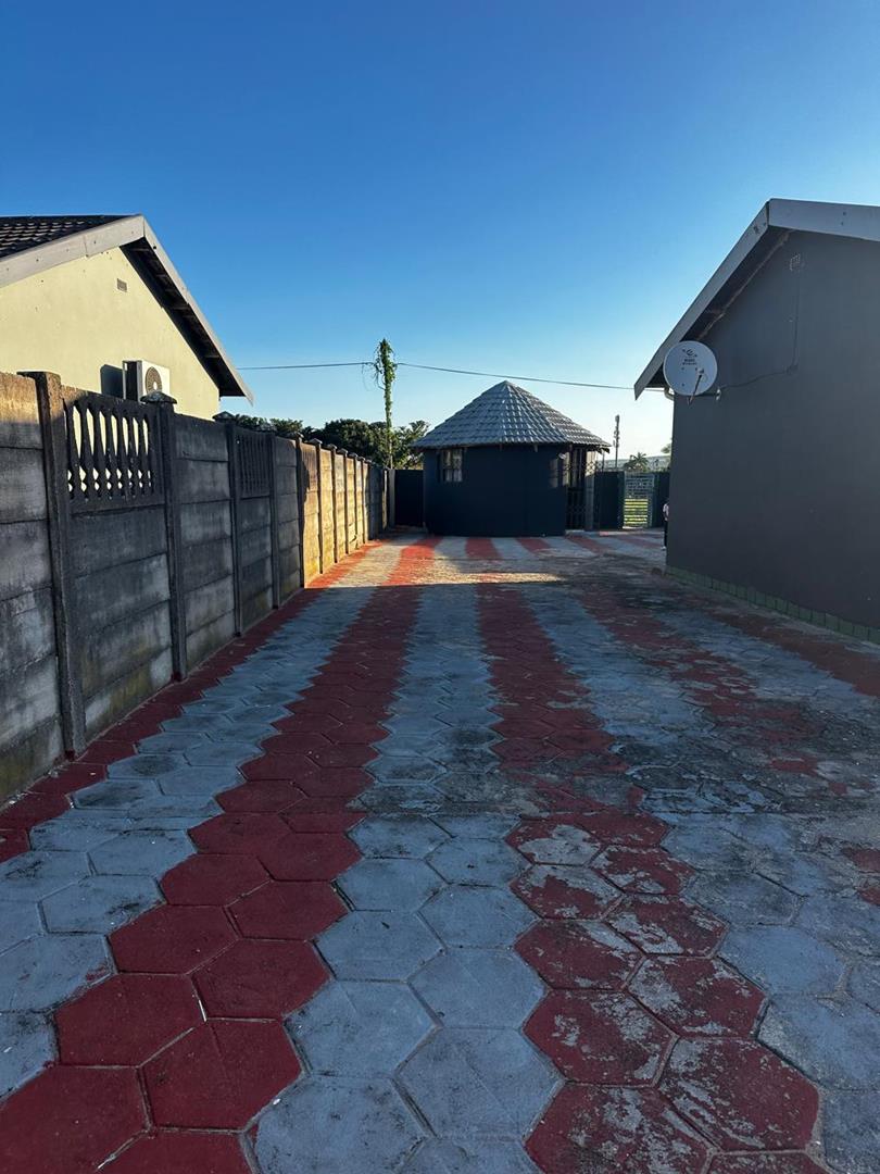 3 Bedroom Property for Sale in Esikhawini KwaZulu-Natal