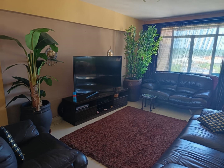2 Bedroom Property for Sale in Point KwaZulu-Natal