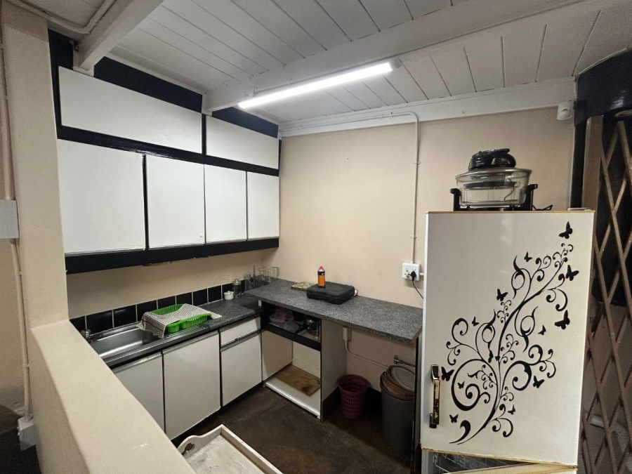 To Let 1 Bedroom Property for Rent in Hillcrest KwaZulu-Natal