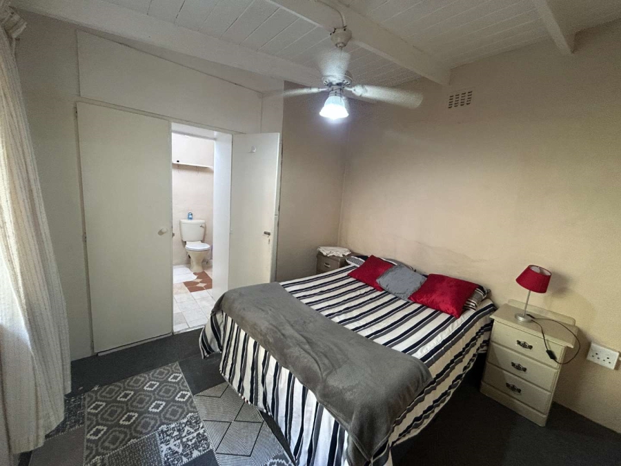 To Let 1 Bedroom Property for Rent in Hillcrest KwaZulu-Natal
