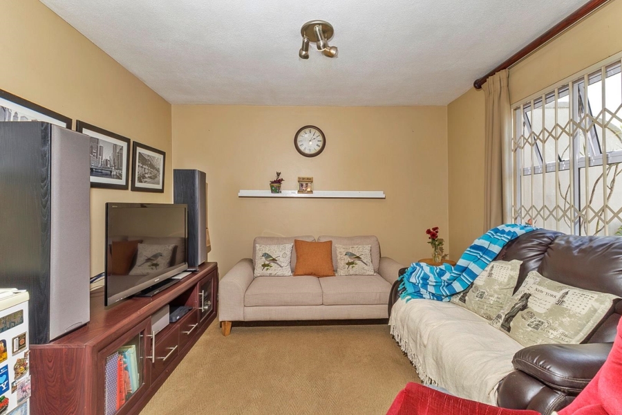 3 Bedroom Property for Sale in Kloof KwaZulu-Natal