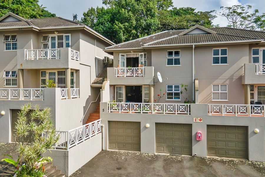3 Bedroom Property for Sale in Kloof KwaZulu-Natal